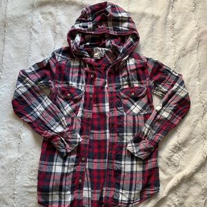 ✨3/$25✨TNA Plaid Shirt